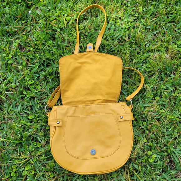 Roxy - yellow leather purse - Picture 3 of 6